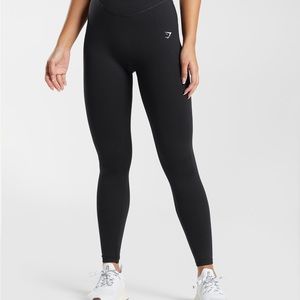 New never been worn Gymshark SWEAT SEAMLESS LEGGINGS in black